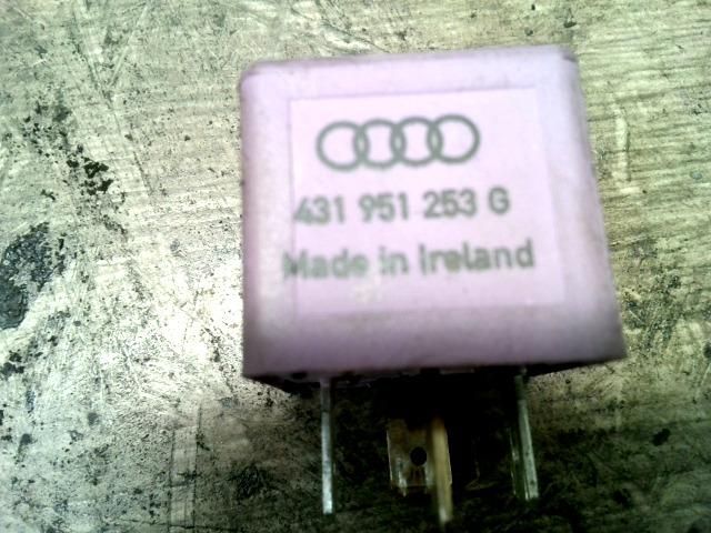 bontott VW PASSAT B5 Relé