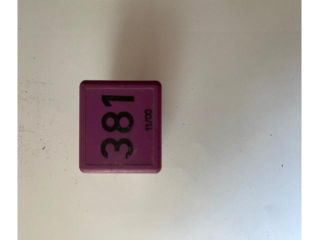 bontott VW PASSAT B5 Relé