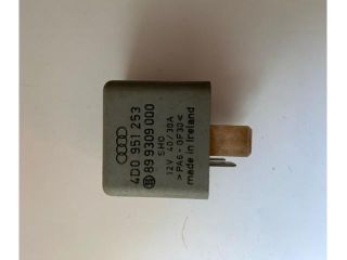 bontott VW PASSAT B5 Relé