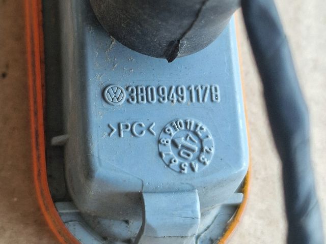 bontott VW PASSAT B5 Sárvédő Irányjelző (Pozíciófüggetlen)