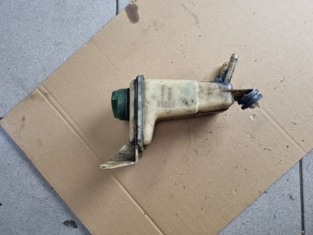 bontott VW PASSAT B5 Szervóolaj Tartály