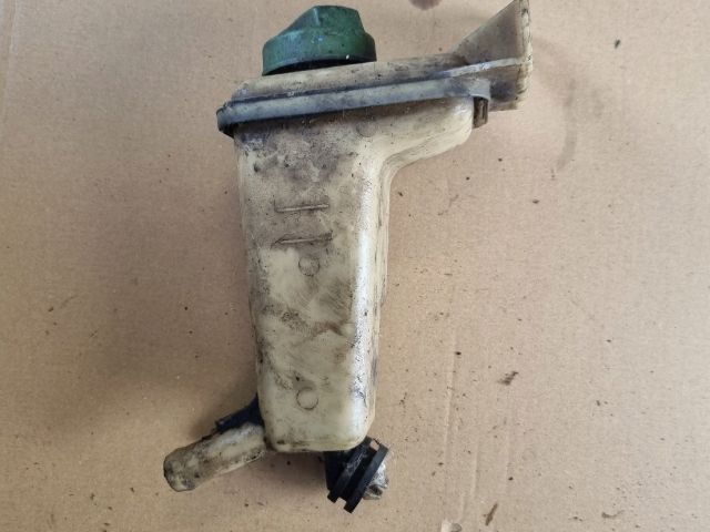 bontott VW PASSAT B5 Szervóolaj Tartály