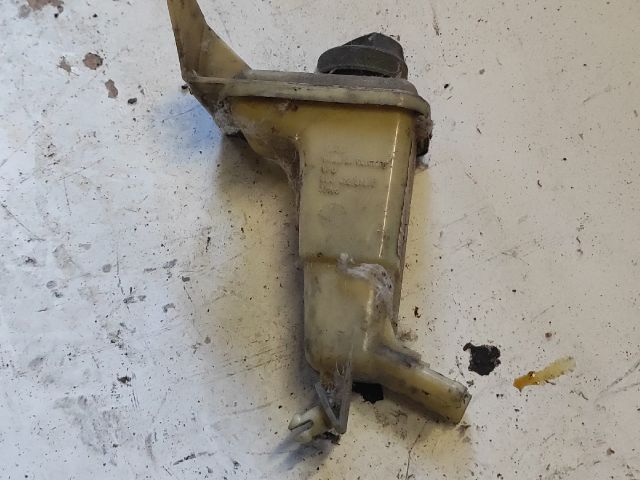 bontott VW PASSAT B5 Szervóolaj Tartály