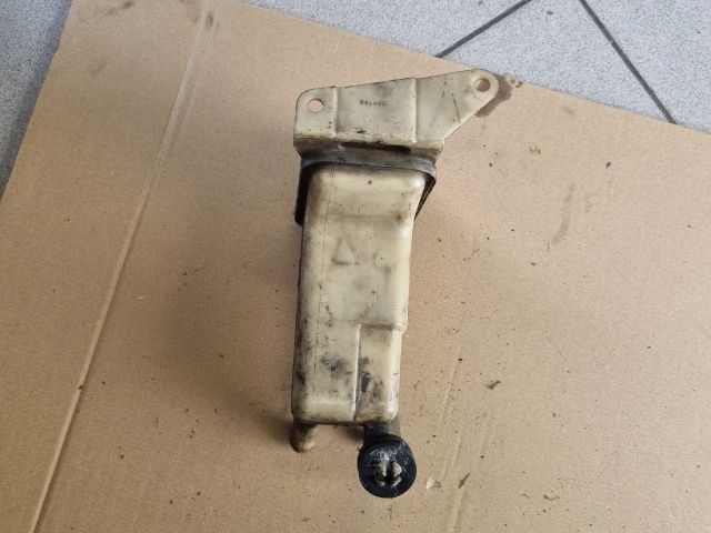 bontott VW PASSAT B5 Szervóolaj Tartály