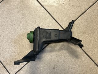 bontott VW PASSAT B5 Szervóolaj Tartály