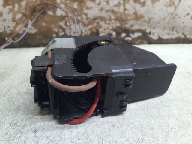 bontott VW PASSAT B5 Szivargyújtó Aljzat