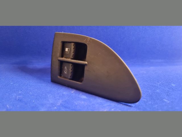 bontott VW PASSAT B5 Tankajtó Nyitó Kar / Gomb