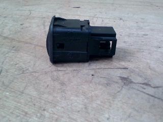 bontott VW PASSAT B5 Tankajtó Nyitó Kar / Gomb