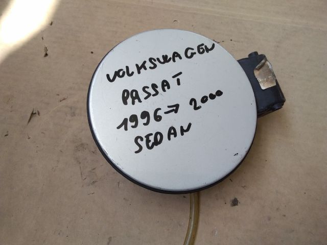 bontott VW PASSAT B5 Tankajtó