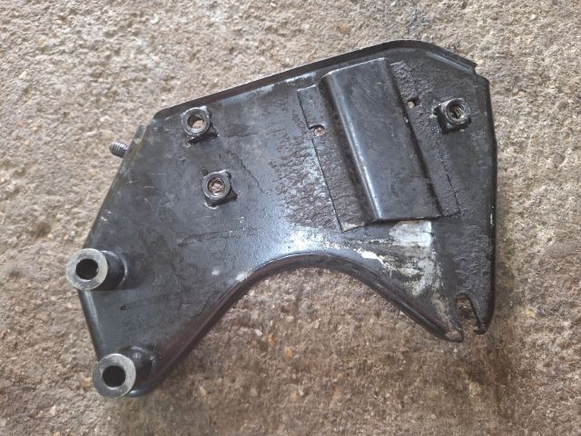 bontott VW PASSAT B5 Tartó Bak