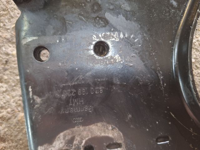 bontott VW PASSAT B5 Tartó Bak