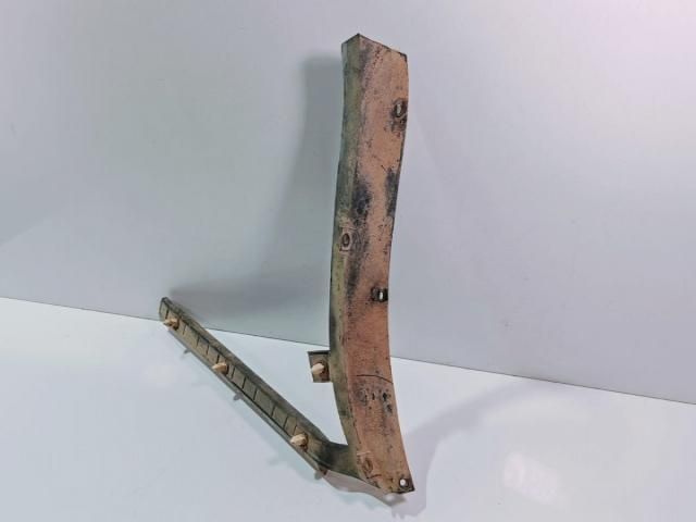 bontott VW PASSAT B5 Tartó Bak