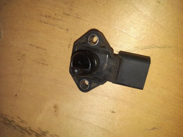 bontott VW PASSAT B5 Töltőnyomás Érzékelő