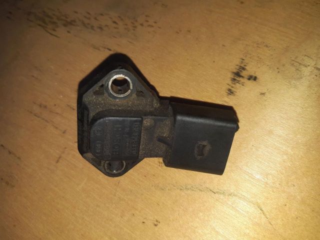 bontott VW PASSAT B5 Töltőnyomás Érzékelő