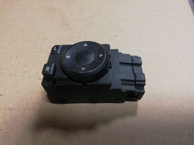 bontott VW PASSAT B5 Tükör Kapcsoló