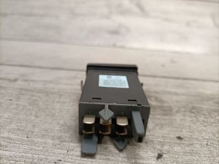 bontott VW PASSAT B5 Vészvillogó Kapcsoló