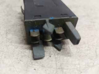 bontott VW PASSAT B5 Vészvillogó Kapcsoló