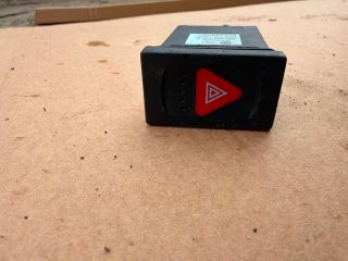 bontott VW PASSAT B5 Vészvillogó Kapcsoló