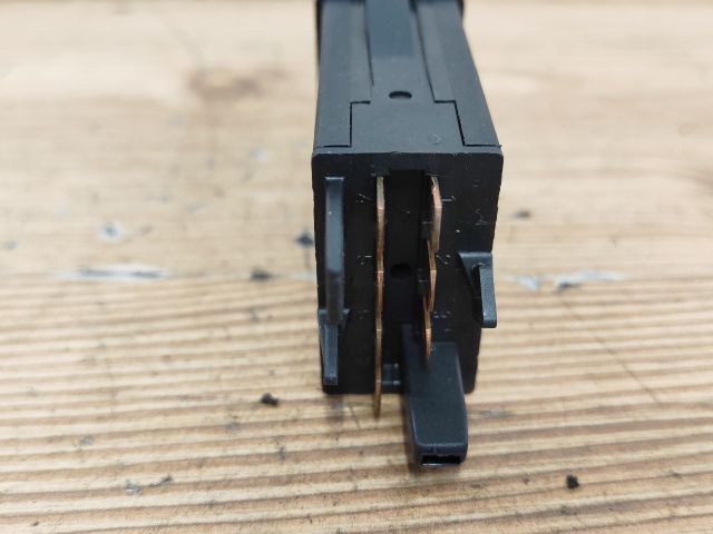 bontott VW PASSAT B5 Vészvillogó Kapcsoló