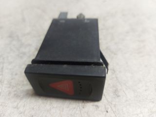 bontott VW PASSAT B5 Vészvillogó Kapcsoló