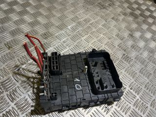 bontott VW PASSAT B6 Biztosítéktábla Motortér