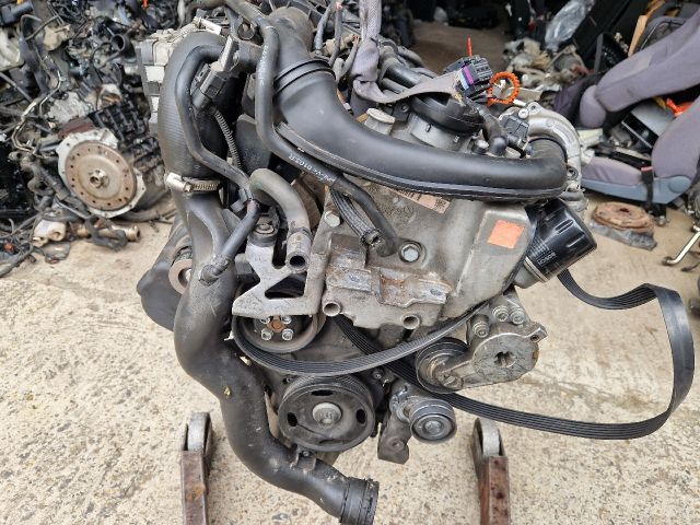 bontott VW PASSAT B6 Komplett Motor (Segédberendezésekkel)