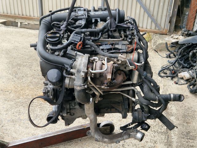 bontott VW PASSAT B6 Komplett Motor (Segédberendezésekkel)