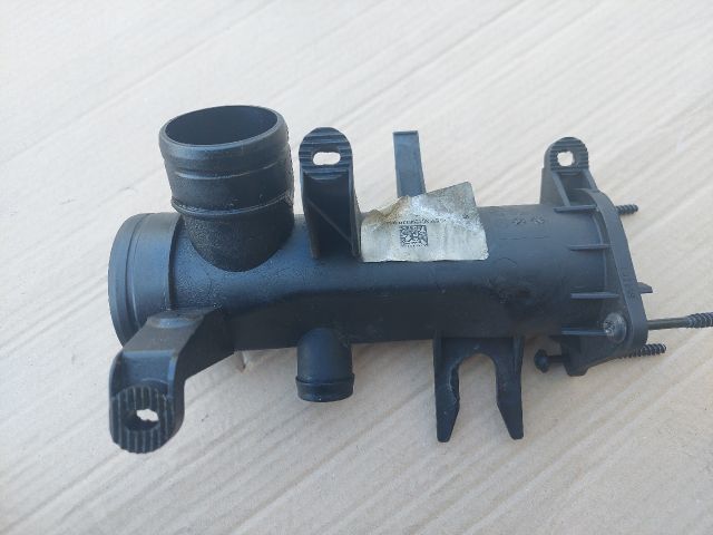 bontott VW PASSAT B6 Légbeömlő Cső