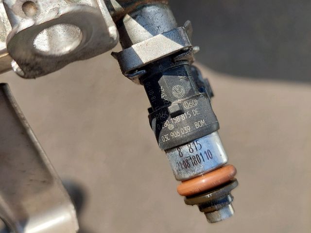 bontott VW PASSAT B6 Porlasztó Sor / Híd