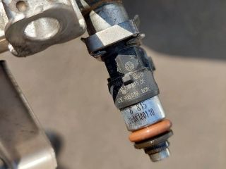 bontott VW PASSAT B6 Porlasztó Sor / Híd