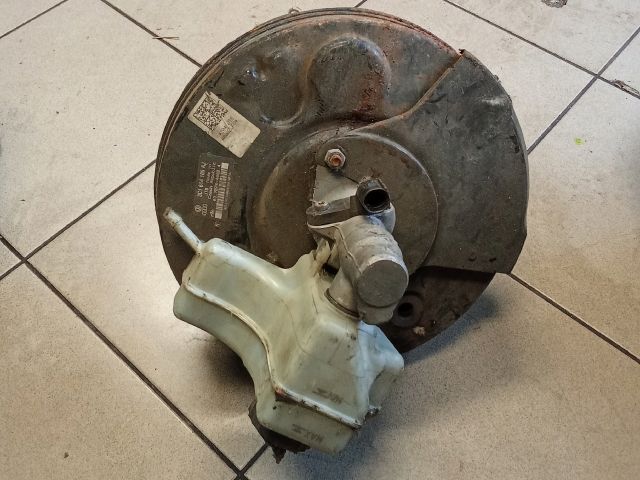 bontott VW PASSAT B6 Fékrásegítő