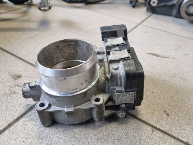 bontott VW PASSAT B6 Fojtószelep (Elektromos)