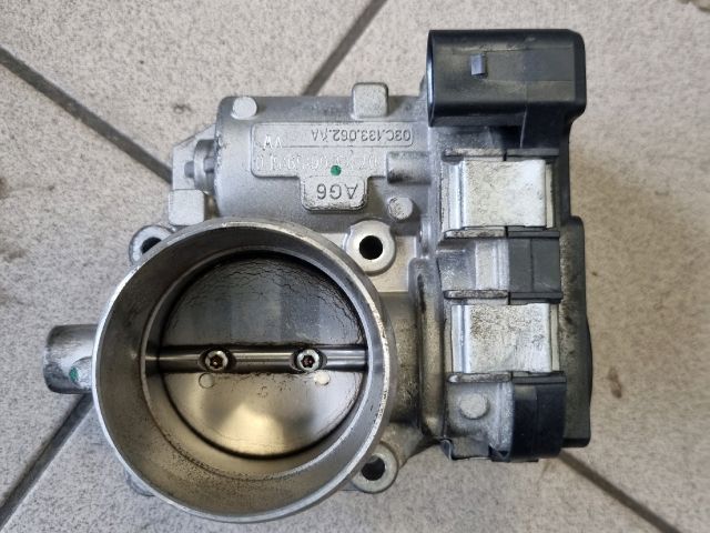 bontott VW PASSAT B6 Fojtószelep (Elektromos)