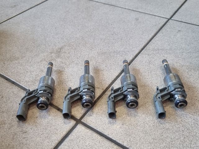 bontott VW PASSAT B6 Porlasztó Sor / Híd