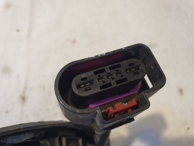 bontott VW PASSAT B6 Üzemanyag Szivattyú Relé