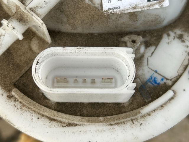 bontott VW PASSAT B6 Üzemanyag Szivattyú