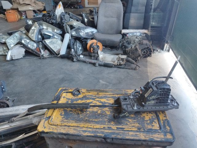 bontott VW PASSAT B6 Váltó Kulissza