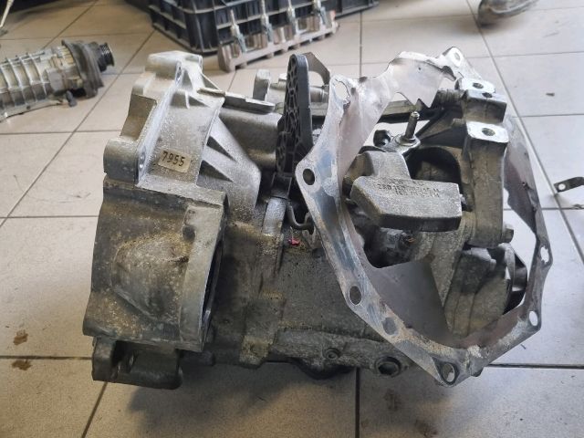 bontott VW PASSAT B6 Váltó (Mechanikus)