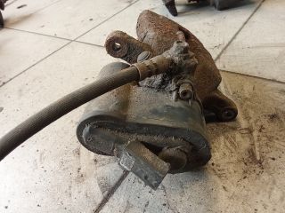 bontott VW PASSAT B6 Bal hátsó Féknyereg Munkahengerrel