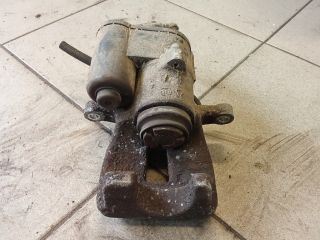 bontott VW PASSAT B6 Bal hátsó Féknyereg Munkahengerrel