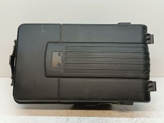 bontott VW PASSAT B6 Akkumulátor Fedél