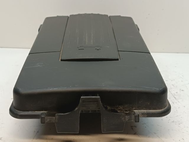 bontott VW PASSAT B6 Akkumulátor Fedél