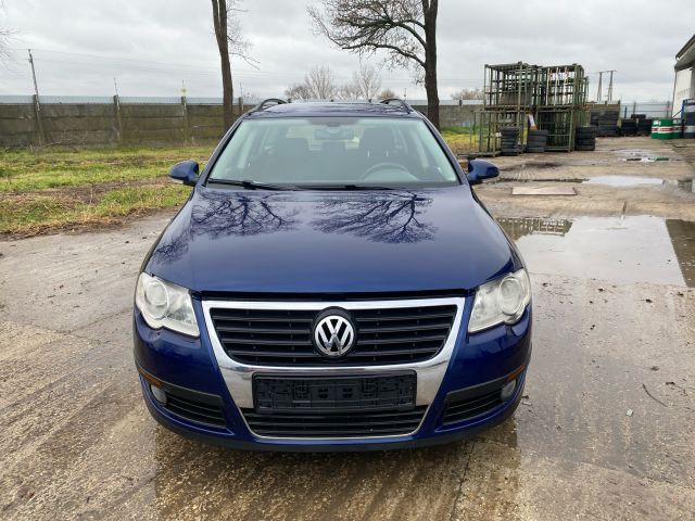 bontott VW PASSAT B6 Biztosítéktábla Motortér