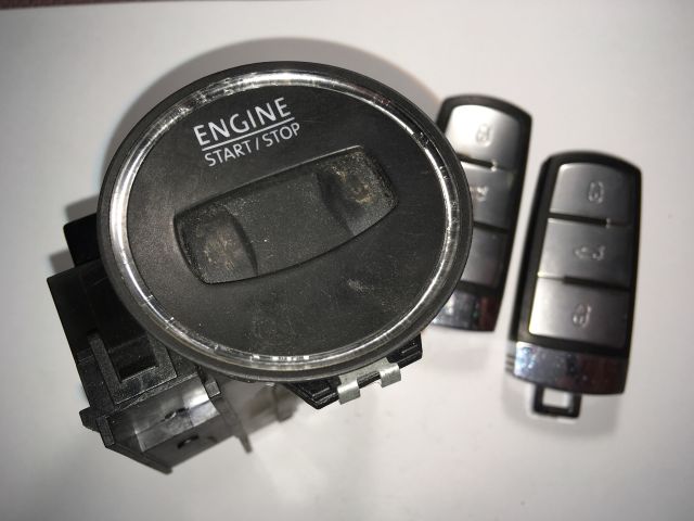 bontott VW PASSAT B6 Gyújtáskapcsoló Házzal