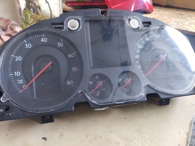 bontott VW PASSAT B6 Kilométeróra