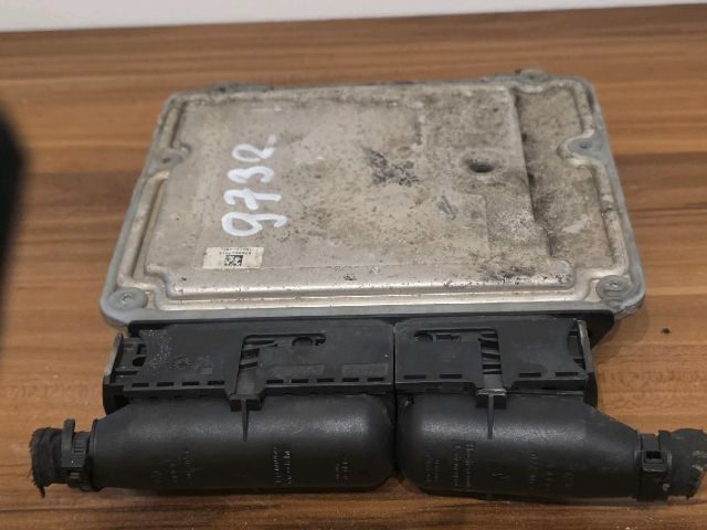 bontott VW PASSAT B6 Motorvezérlő