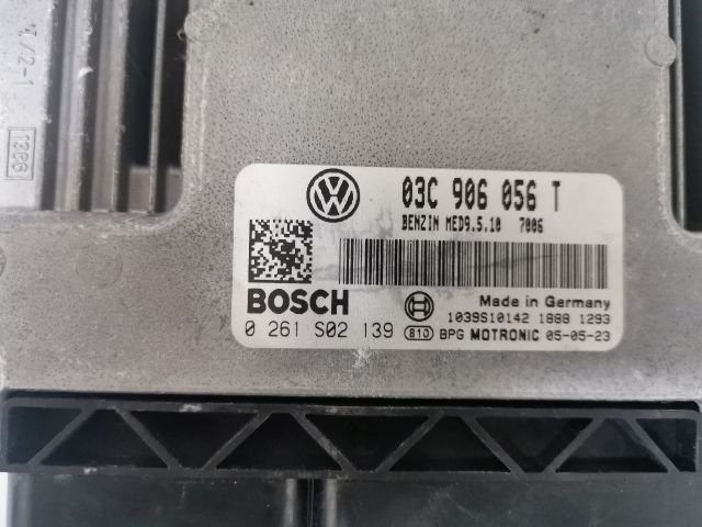 bontott VW PASSAT B6 Motorvezérlő