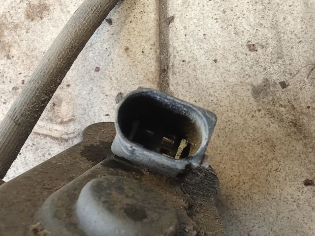 bontott VW PASSAT B6 Jobb hátsó Féknyereg Munkahengerrel