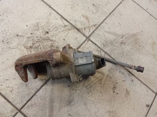 bontott VW PASSAT B6 Jobb hátsó Féknyereg Munkahengerrel