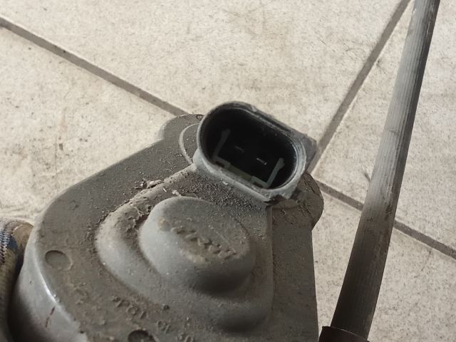 bontott VW PASSAT B6 Bal hátsó Féknyereg Munkahengerrel